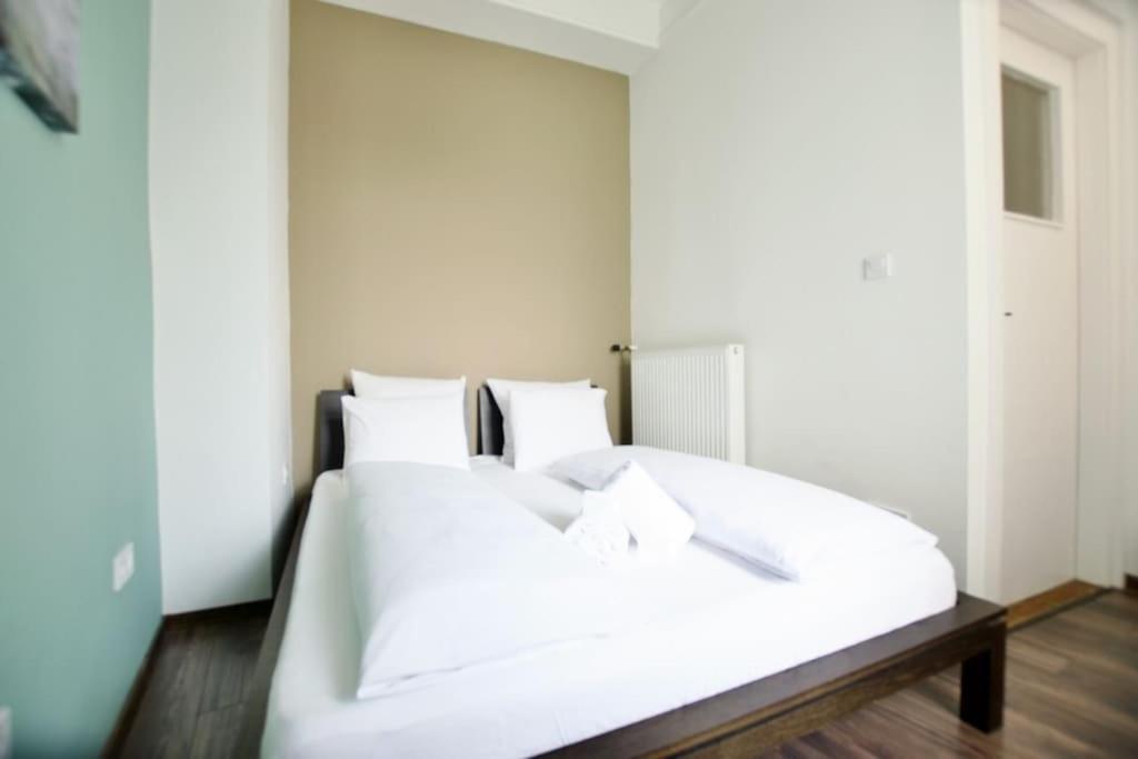Standard By Hi5- Bajcsy Apartment *